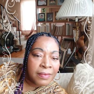 Meet your Posher, Roni